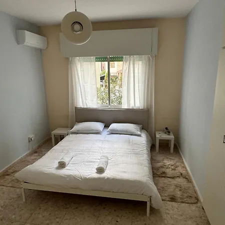Georges 2 Bedroom Lägenhet Limassol