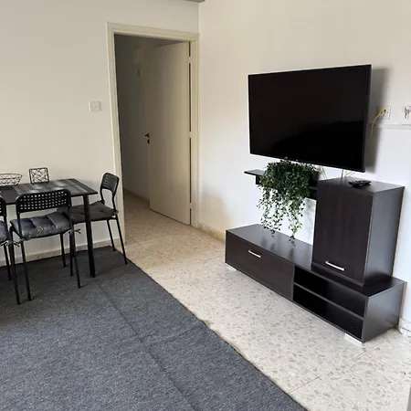 Georges 2 Bedroom Lägenhet *